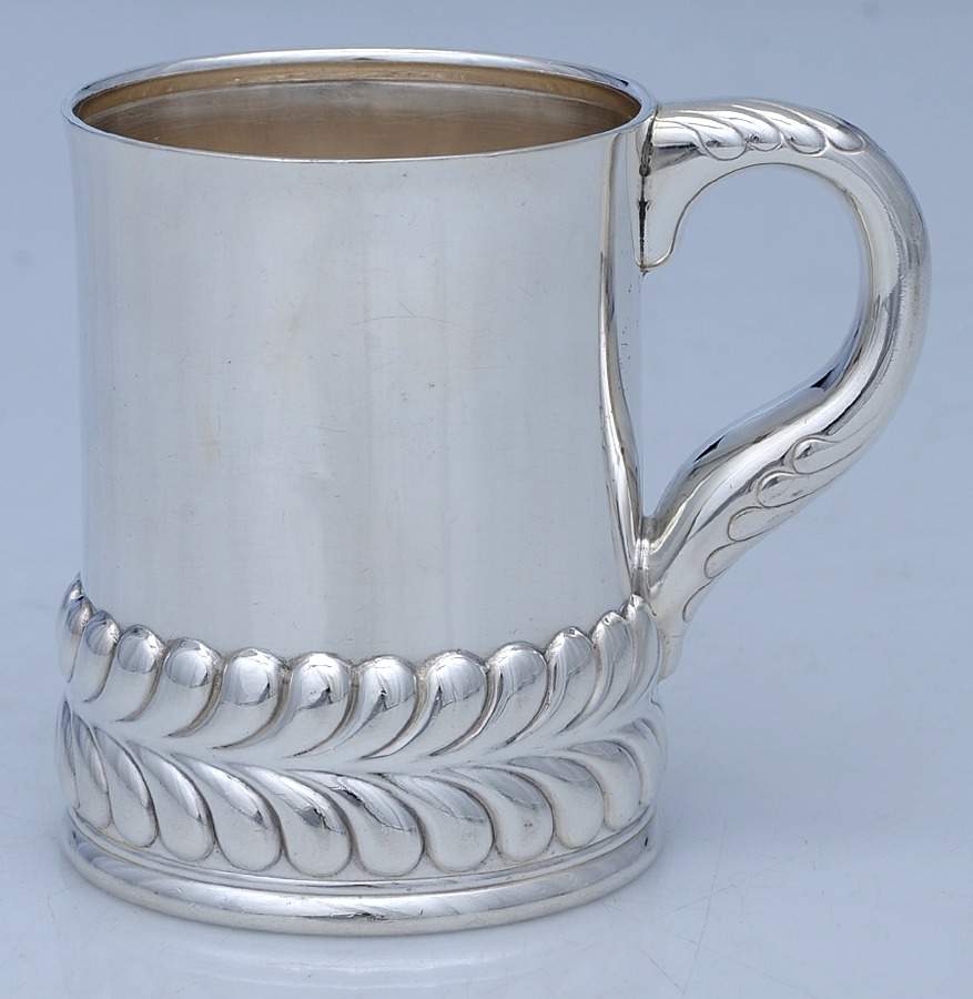 Wave Edge (Sterling, 1884, Waves, Hollowware) Child's Cup by Tiffany & CO SILVER-1