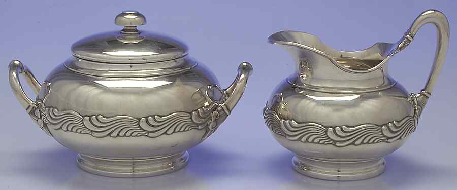 Wave Edge (Sterling, 1884, Waves, Hollowware) Creamer & Sugar Bowl with Lid Set by Tiffany & CO SILVER-1
