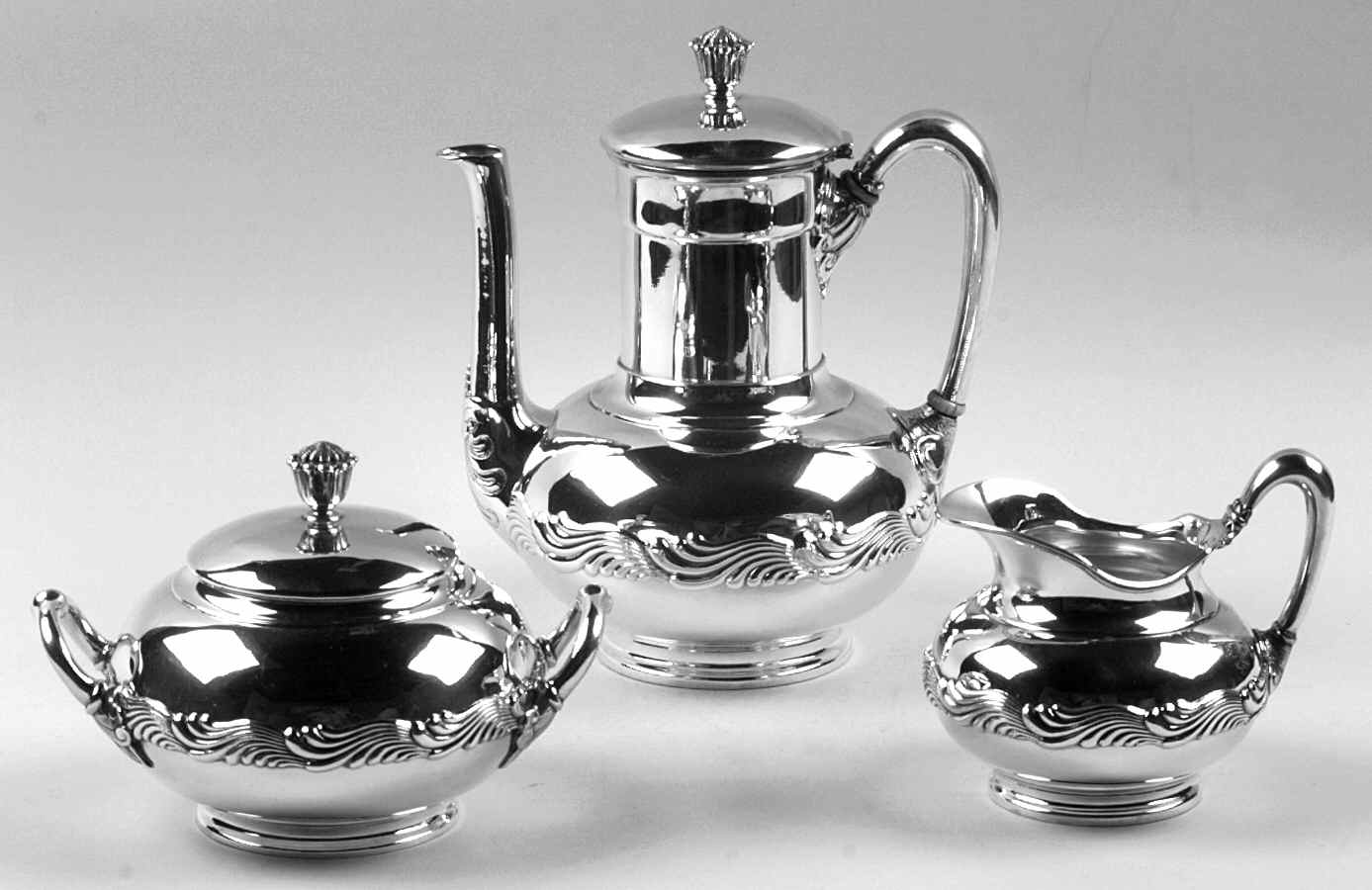 Wave Edge (Sterling, 1884, Waves, Hollowware) 3-Piece Coffee Set with Coffee Pot by Tiffany & CO SILVER-1