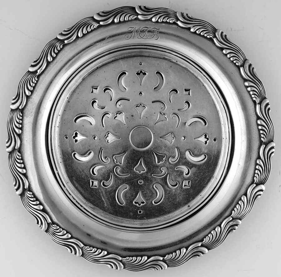 Wave Edge (Sterling, 1884, Waves, Hollowware) Round Open Butter with Strainer by Tiffany & CO SILVER-1