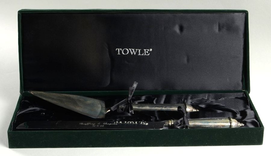 Copenhagen (Silverplate, 2000, Frosted Handle) (2 Piece) Cake Serving Set (Knife & Server) by Towle Silver-1