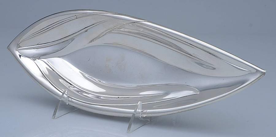 Southwind (Sterling, Hollowware) Sterling Celery Dish by Towle Silver-1