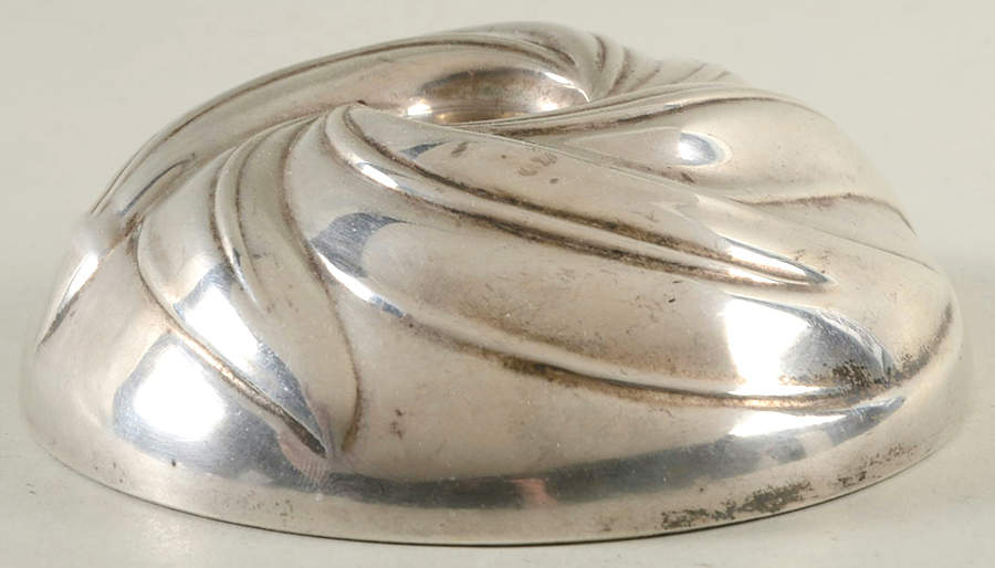 Southwind (Sterling, Hollowware) 2" Console Candleholder by Towle Silver-1