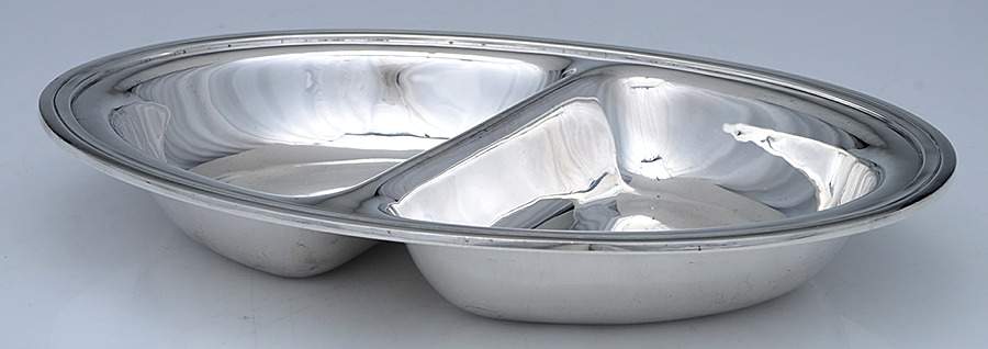 Hamilton (Sterling, Hollowware) Sterling Oval Divided Vegetable Bowl by Tiffany & CO SILVER-1