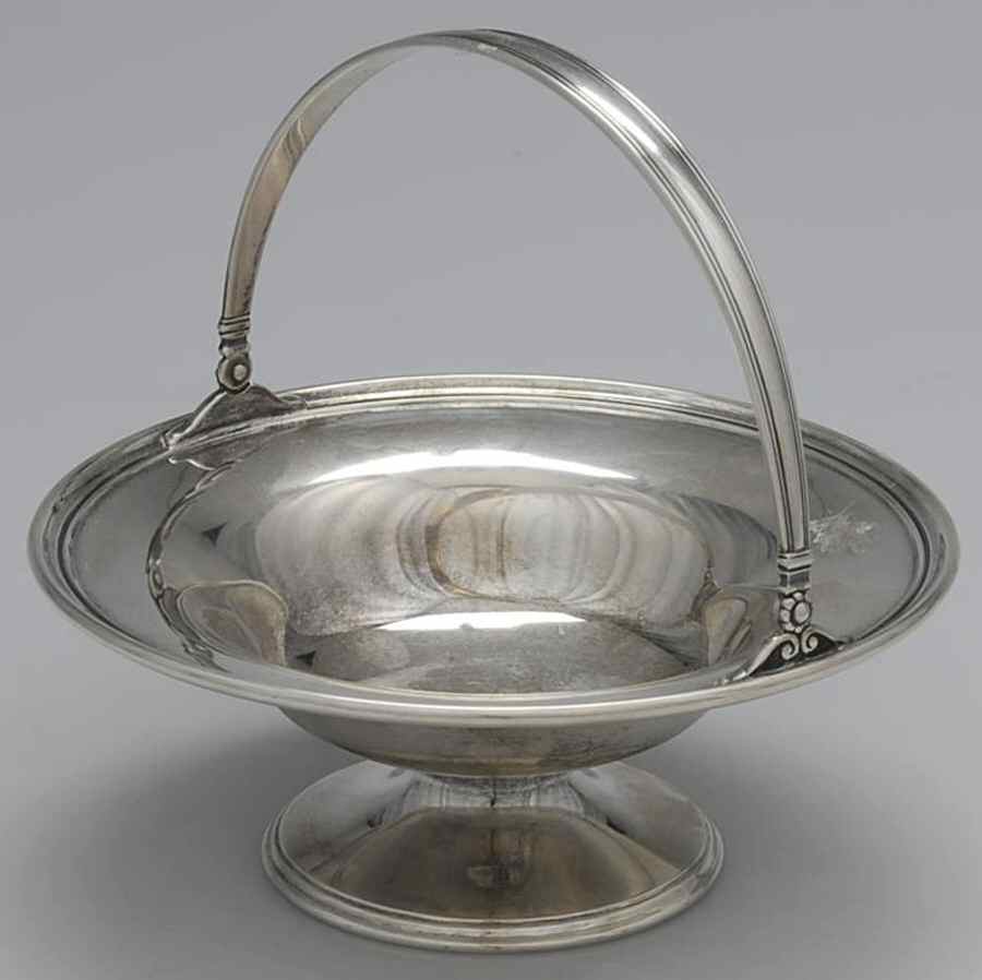 Hamilton (Sterling, Hollowware) Handled Round Compote (Height X Width) by Tiffany & CO SILVER-1