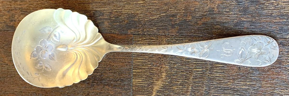 No. 43 (Sterling, 1882) Solid Gravy Ladle by Towle Silver-1