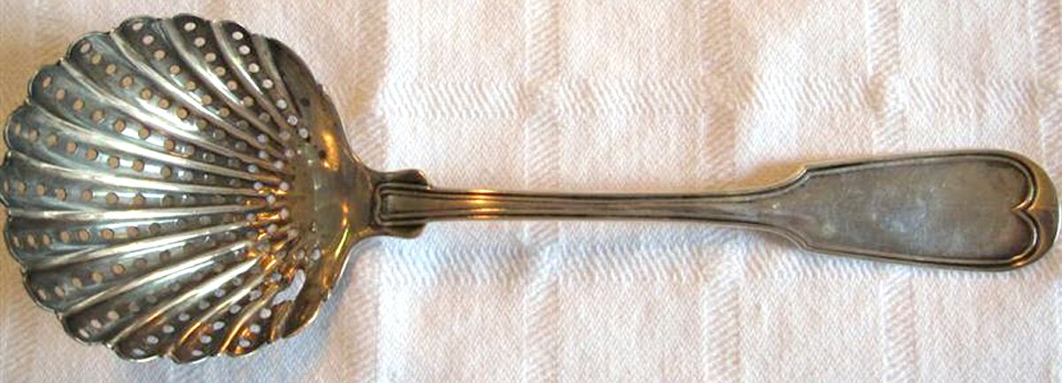 Plain Thread (Coin) Large Solid Berry/Casserole Spoon by Theodore Evans-1