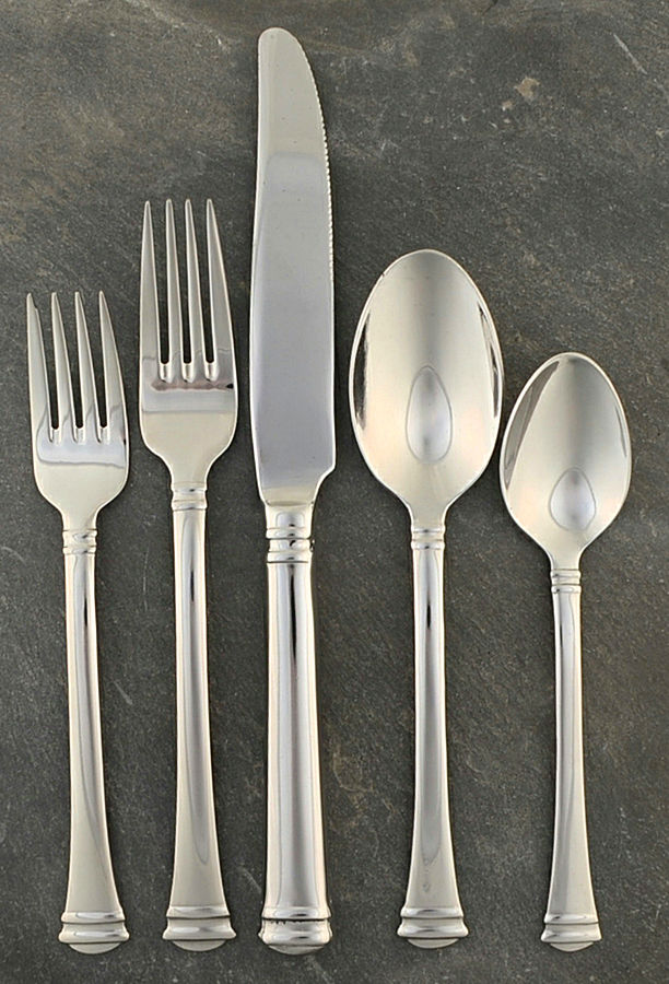 Classique Glossy 5 Piece Place Setting by Towle Silver-1