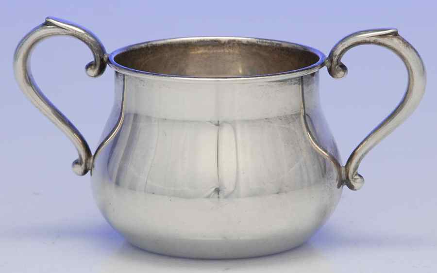 770 (Sterling, Hollowware) Mini Open Sugar Bowl by Towle Silver-1
