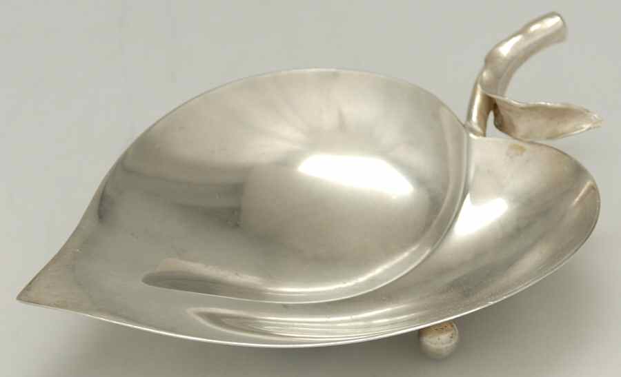 25053 (Sterling, Hollowware) Leaf Shape Bon Bon Bowl by Tiffany & CO SILVER-1