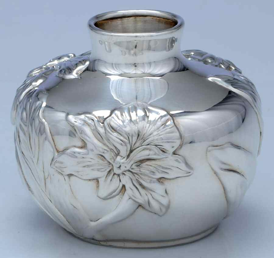 TIS76 (Sterling, Hollowware) 3" Vase by Tiffany & CO SILVER-1