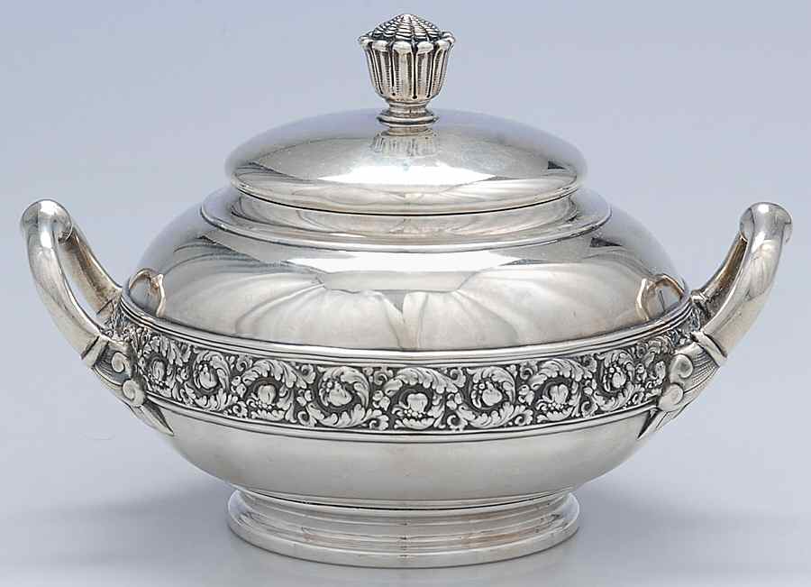 1982-1 (Sterling, Hollowware) Sugar Bowl & Lid by Tiffany & CO SILVER-1