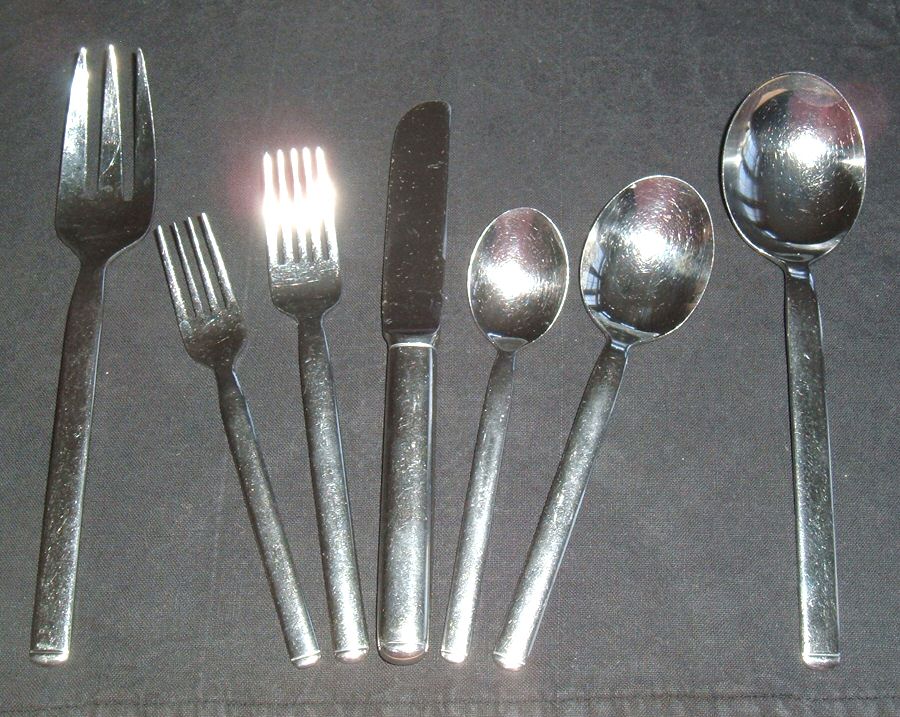 Cinquo (Stainless) Fork by Towle Silver-1