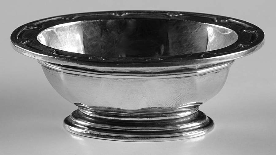 St. Dunstan (Sterling, Hollowware) Master Open Salt by Tiffany & CO SILVER-1