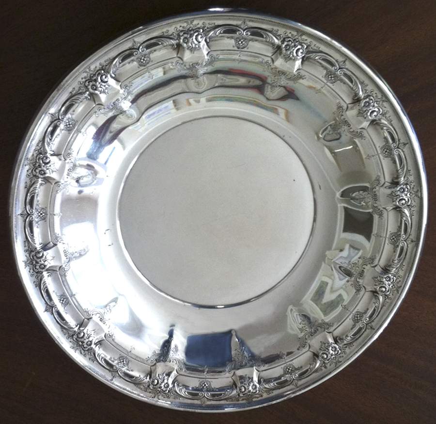 66201 (Sterling, Hollowware) 12" Round Vegetable by Towle Silver-1