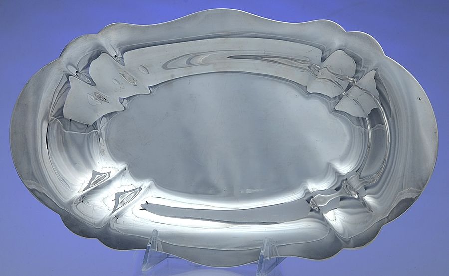 Abington (Silverplate, Hollowware) 13" Bread Tray by Taunton Silverplate-1