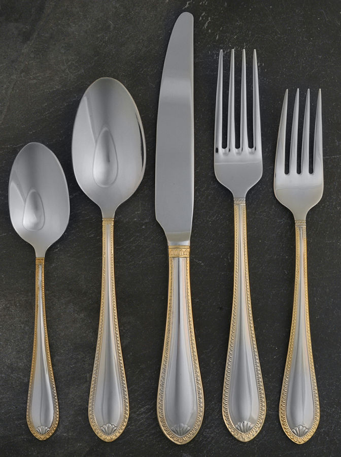 Sinclair Gold (Stainless) 5 Piece Place Setting by Towle Silver-1