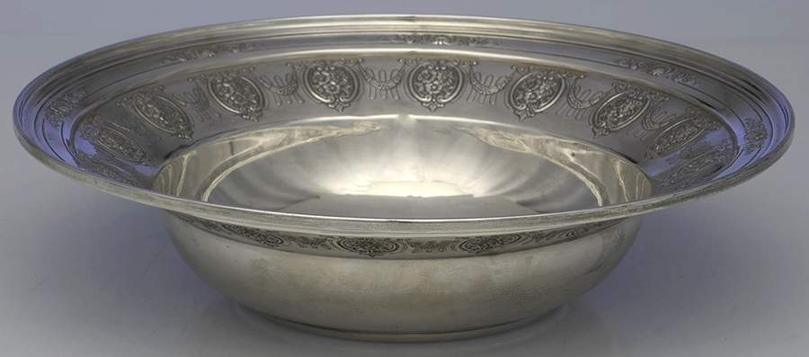 5247 (Sterling, Hollowware) 8" Round Vegetable by Towle Silver-1