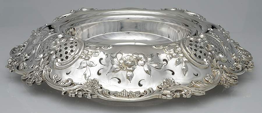 11509 (Sterling, Hollowware) 19" Round Pedestal Centerpiece by Tiffany & CO SILVER-1
