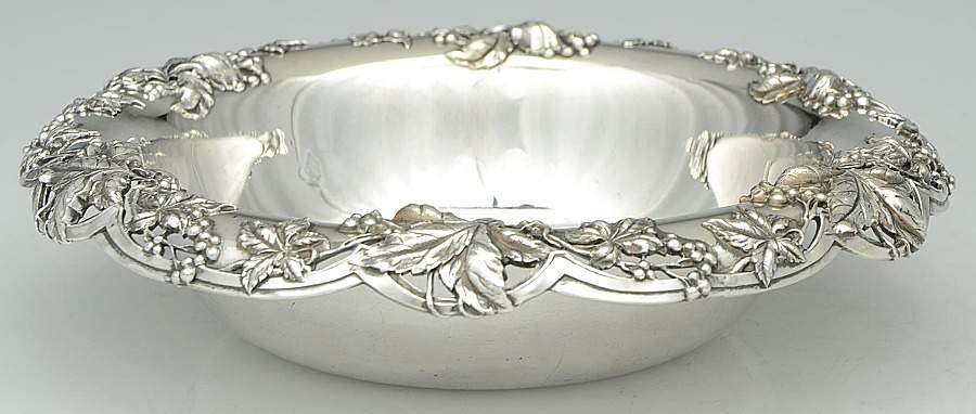 16346 (Sterling, Hollowware) 9" Round Vegetable Bowl by Tiffany & CO SILVER-1