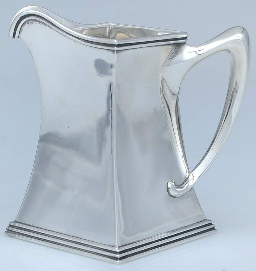 7630 (Sterling, Hollowware) Creamer by Towle Silver-1