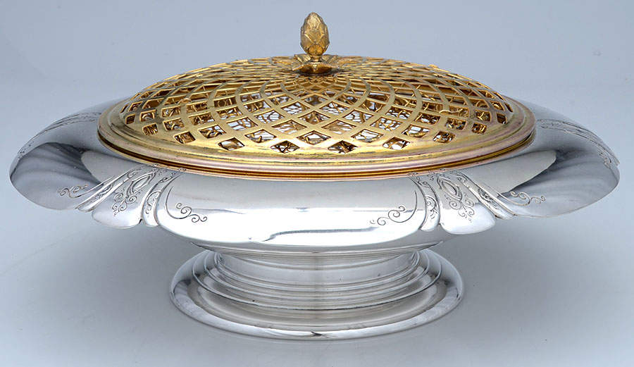 Chased Diana (Sterling, Hollowware) 11" Round Footed Centerpiece with Frog by Towle Silver-1