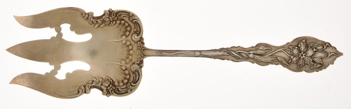 Narcissus (Sterling, 1890, No Monograms) Oversize Solid Salad Servng Fork by Unger Brothers-1