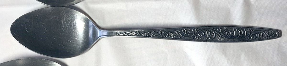 UNF262 (Stainless) Teaspoon by Unknown Mfg Silver-1