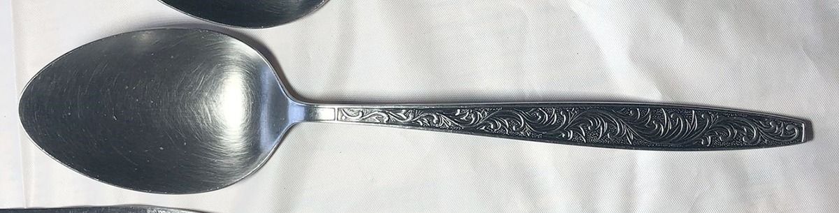 UNF262 (Stainless) Place/Oval Soup Spoon by Unknown Mfg Silver-1