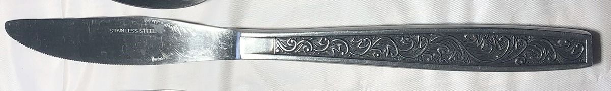 UNF262 (Stainless) Modern Solid Knife by Unknown Mfg Silver-1