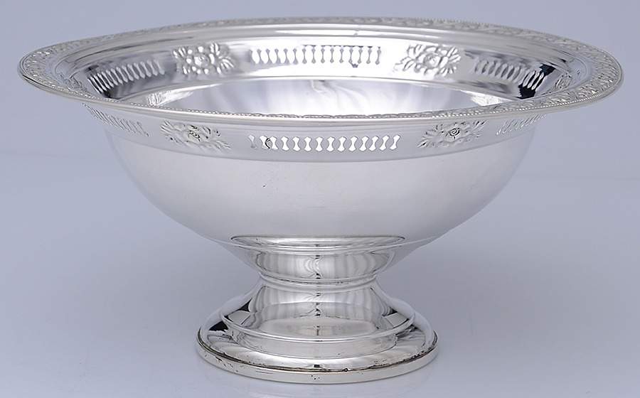 Sterling Hollowware 9" Weighted Round Footed Centerpiece by Unknown Manufacturer-1