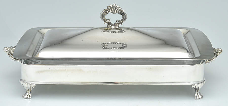 Silverplate Hollowware 2 Qt Glass Casserole W/Metal Holder by Unknown Manufacturer-1