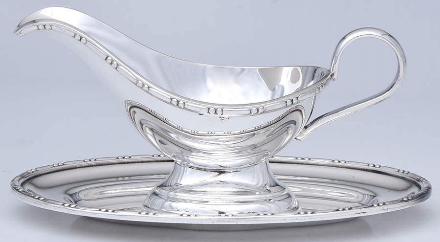 Silverplate Hollowware Plated Gravy Boat with Attached Underplate by Unknown Manufacturer-1