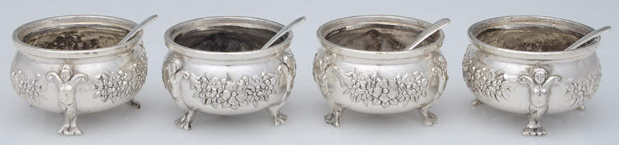 Silverplate Hollowware Set of 4 Individual Open Salt & Spoon by Unknown Manufacturer-1