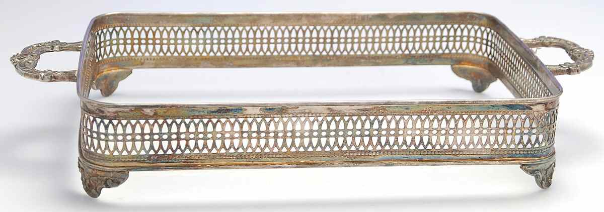Silverplate Hollowware Bake & Serve Buffet Dish with No Liner by Unknown Manufacturer-1