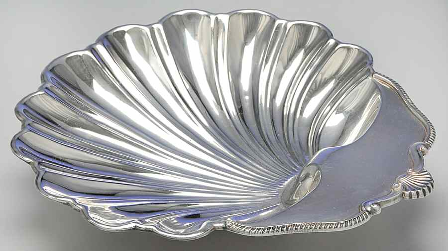 Silverplate Hollowware Medium Plated Shell Bon Bon Bowl by Unknown Manufacturer-1