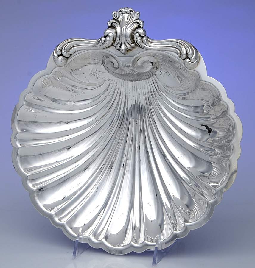 Silverplate Hollowware 11" Shell Shape Bowl by Unknown Manufacturer-1