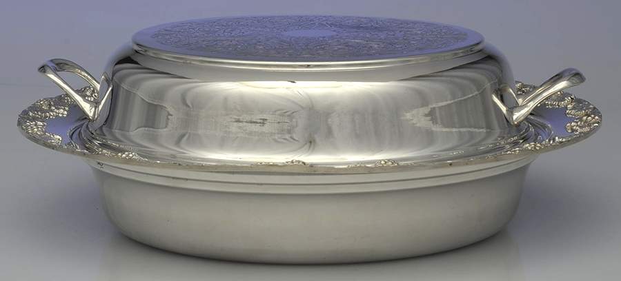 Silverplate Hollowware Round Covered Vegetable Bowl by Unknown Manufacturer-1