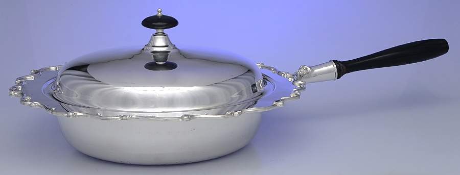 Silverplate Hollowware Chafing Dish & Lid by Unknown Manufacturer-1