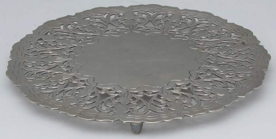 Silverplate Hollowware Trivet by Unknown Manufacturer-1