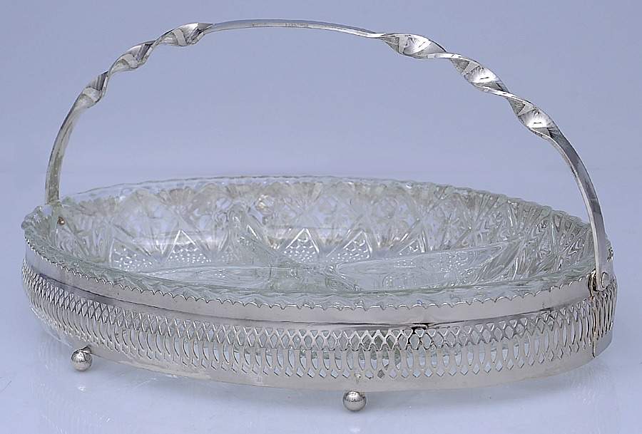 Silverplate Hollowware 4 Part Relish Dish by Unknown Manufacturer-1