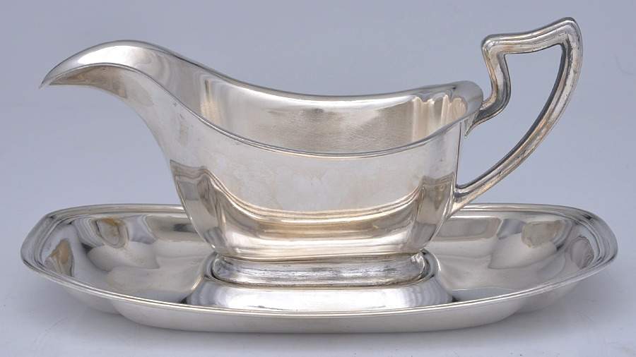 Silverplate Hollowware Gravy Boat & Underplate by Unknown Manufacturer-1
