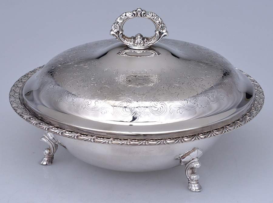 Silverplate Hollowware Silverplate Round Covered Casserole by Unknown Manufacturer-1