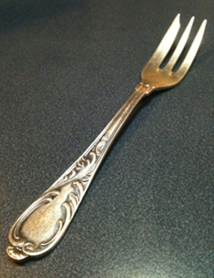 UNF527 (Silverplate) Individual Salad Fork by Unknown Mfg Silver-1