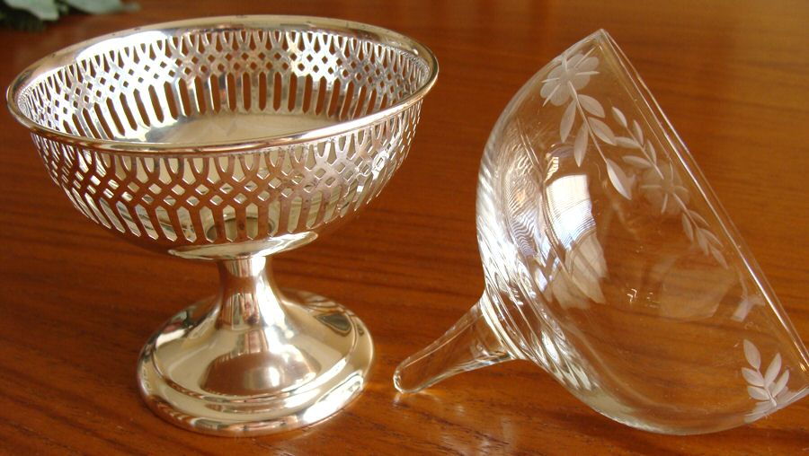 Glass and Plastic Liners (Hollowware) Sherbet Liner by Unknown Manufacturer-1