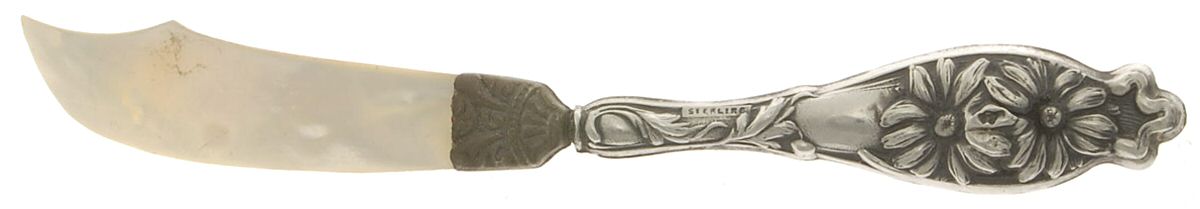 Sterling Flatware Pearl Blade Hollow Handle Master Butter by Unknown Mfg Silver-1
