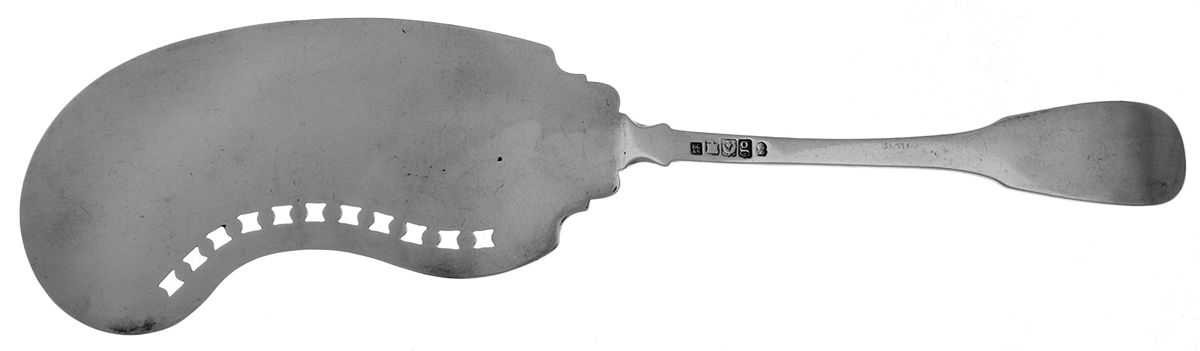 Silverplate Flatware Pierced Fried Oyster Server by Unknown Mfg Silver-2