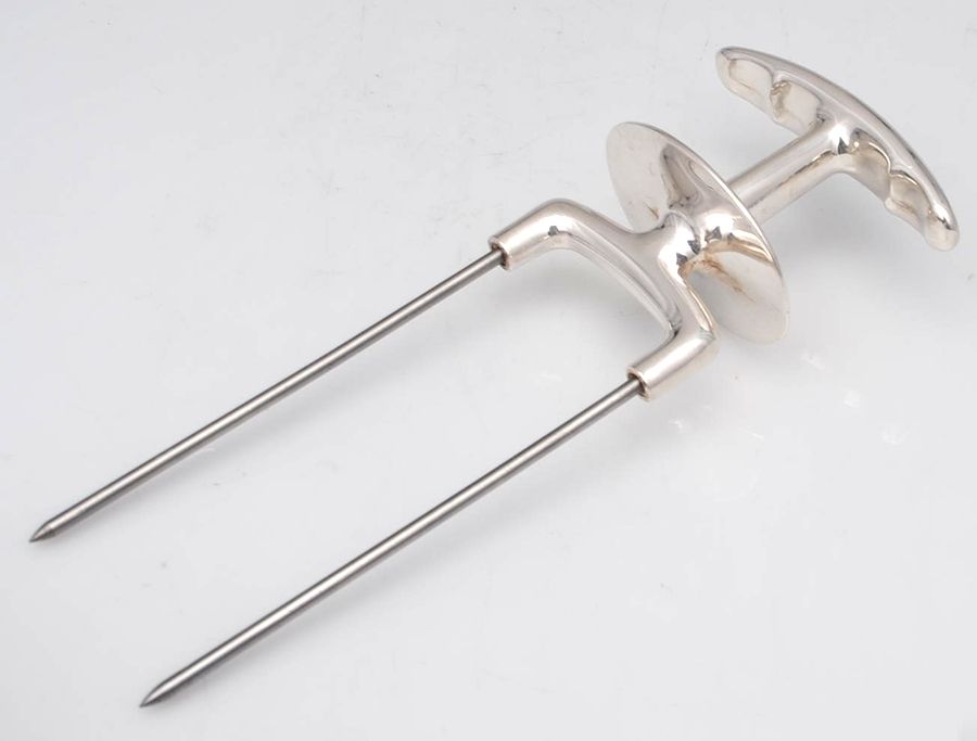 Silverplate Flatware Large Joint/Roast Holder Fork by Unknown Mfg Silver-1