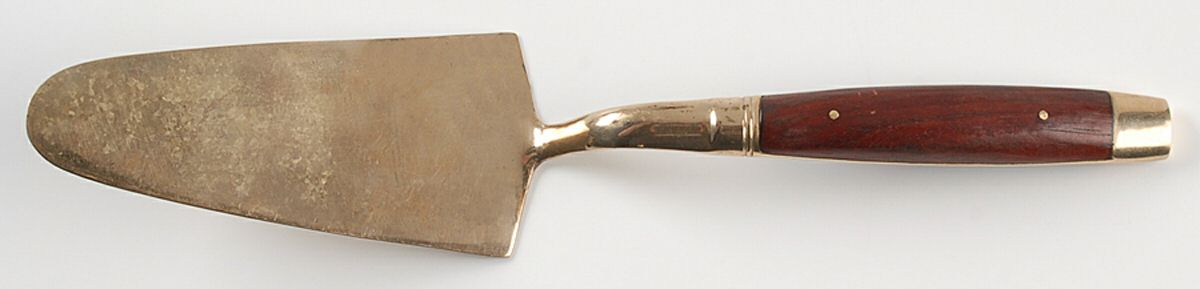 Imperial Rose (Brassware) Small Solid Pie Server by Unknown Mfg Silver-1