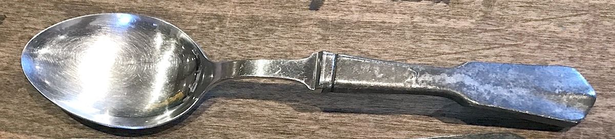 UNF608 (Pewter) Place/Oval Soup Spoon by Unknown Mfg Silver-1